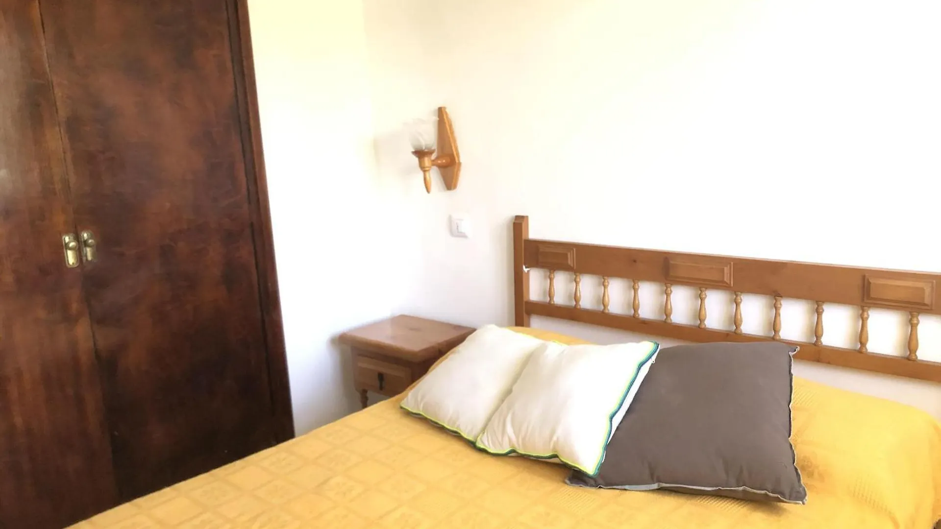 Apartment Vista Bahia 9 - Apartamento En Primera Linea De Mar A Pocos Metros Del Centro De Empuriabrava Con Aparcamiento. - Es-228-180