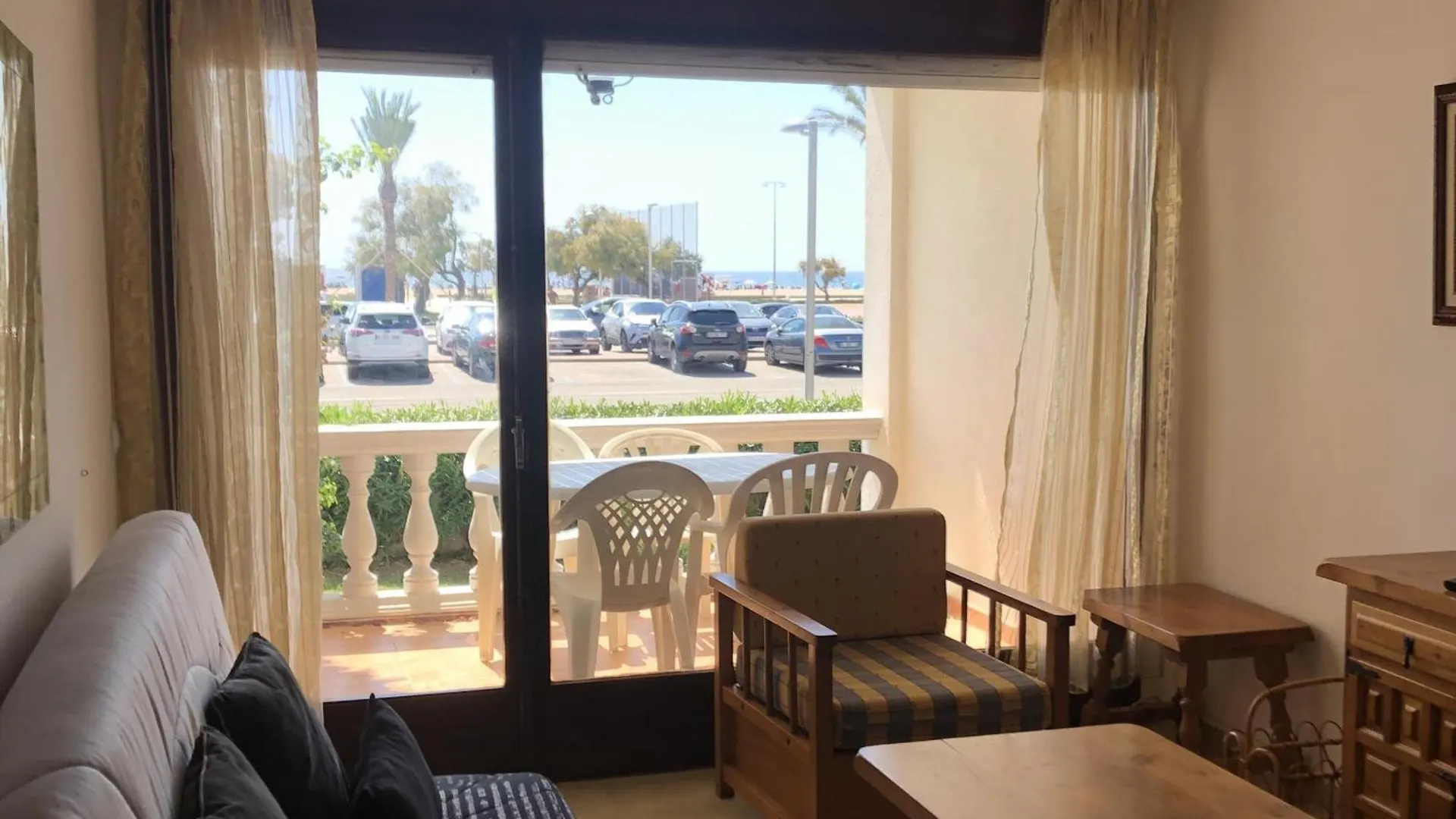 Vista Bahia 9 - Apartamento En Primera Linea De Mar A Pocos Metros Del Centro De Empuriabrava Con Aparcamiento. - Es-228-180 Apartment